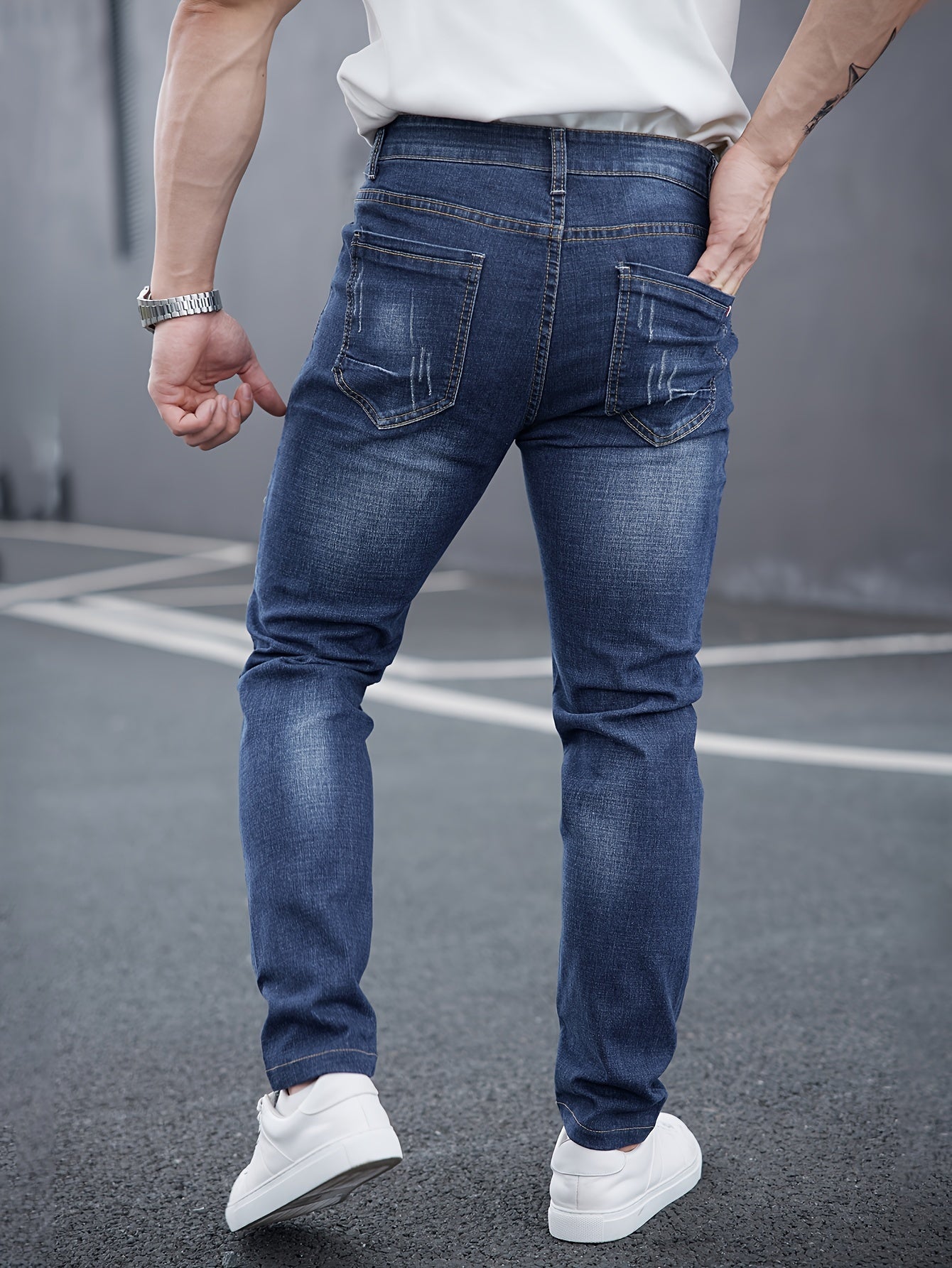 Men's Premium Slim-Fit Washed Jeans